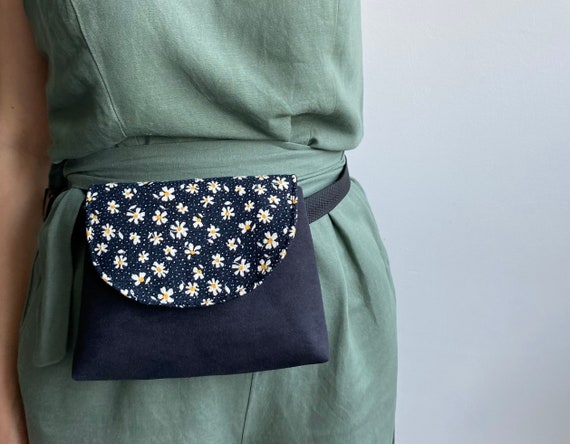 Daisy Fanny Pack Waist Bag Hip Bag Black Belt Bag Festival