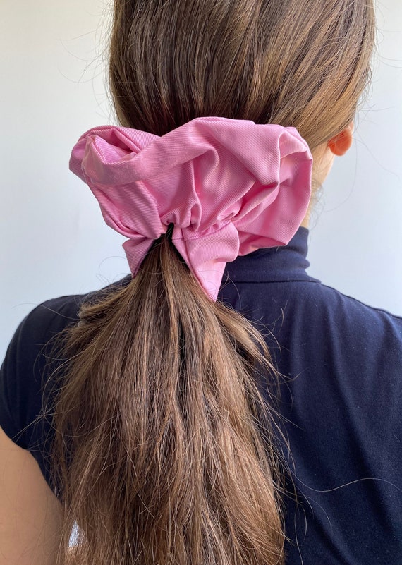 Handmade XXL Pink Scrunchie, Oversized Velvet Hair Tie - Etsy Handmade XXL Pink Scrunchie, Oversized Velvet Hair Tie - Etsy