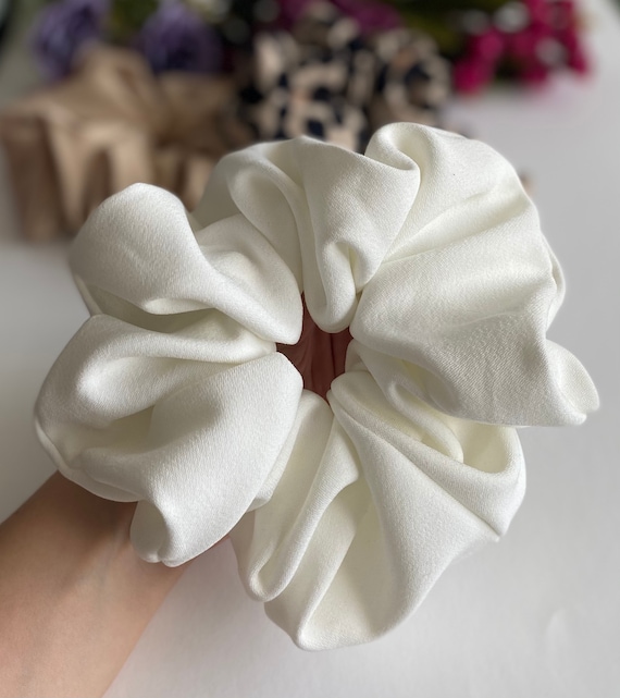 Dolce & Gabbana DOLCE&GABBANA Hair Tie Accessory Scrunchie Nylon Women\'s White Amazon.com : 2 PCS White Large Lace Scrunchies for Women  main image 3