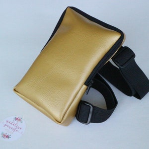 Metallic Gold Beintasche, Oberschenkeltasche, Work out, Beintasche, Fahrradtour, Beinstrumpfhose, Frau, Mann Unisex IPhone 11, Veganes Leder, Party Tasche