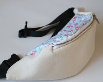 Ivory Floral Print Fanny Pack, Hands Free Belt Bag, Festival Bag, Travel Bag, Gift For women,  waist pouch, Crossbody Bag, Shoulder bag