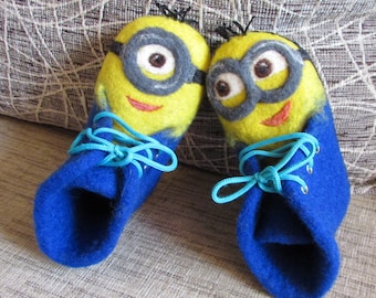 Felted baby shoes Yellow blue, a gift for a baby shower, Baby felted slippers "minions. Hand-made from sheep's wool. Children's felt.