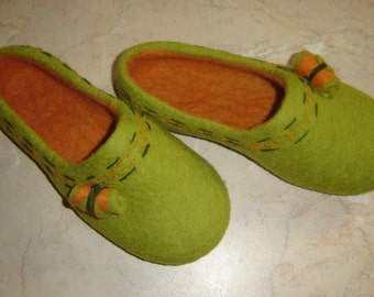 Handmade Wool Felted Slippers, Leather Sole, Comfortable Women's Shoes