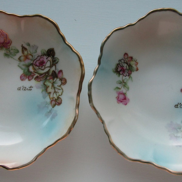 Pair of Kalk Porcelain Floral With Gold Trim Small 5.5" Bowls