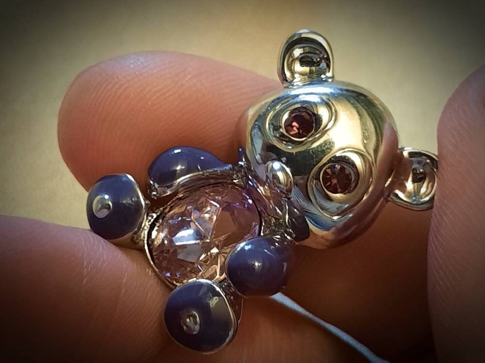 Broche Ancienne Fantaisie Ourson - Cristal Et Zircon Sur Plaqué Or - Occasion Très Bon état