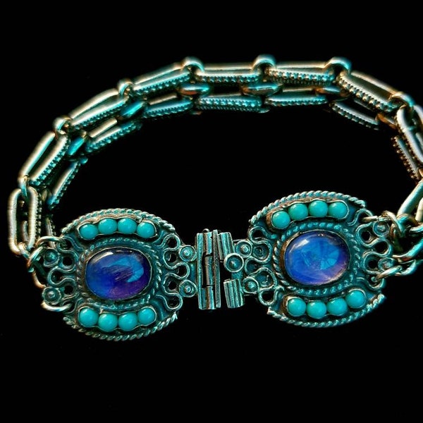 Bracelet vintage, au superbe fermoir de turquoises et d'améthystes.