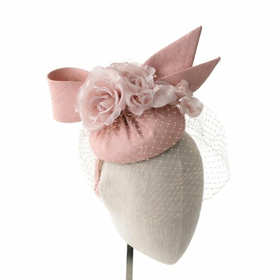 FLEUR - Light pink silk with veiling