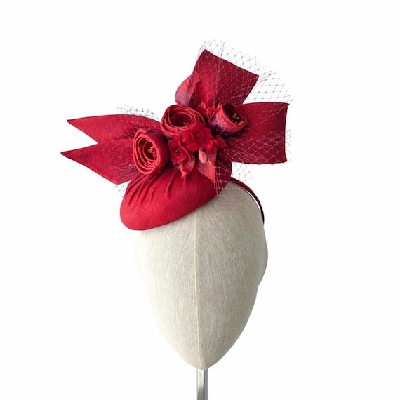 FLEUR - Red silk with silk ranunculus flowers