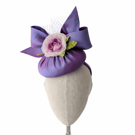Violet Silk hat with silk camelia flower. Lilac fascinator for Kentucky Derby Races, afternoon tea parties and other fabulous events