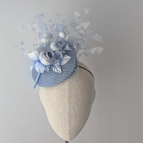 VIENNA - Light blue with flowers