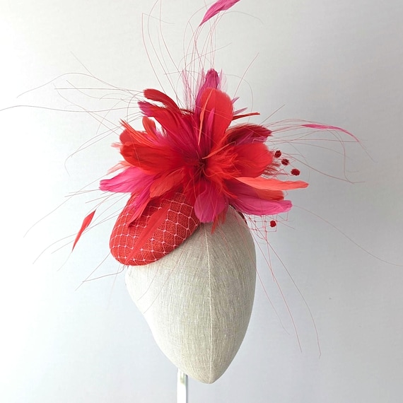RIO hat in shades of Red and Pink