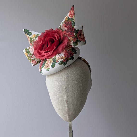 FLEUR - Red, Pink & White Roses