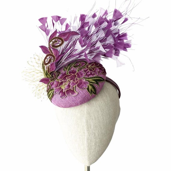 PEONY - Amethyst shades with triangle tipped feathers