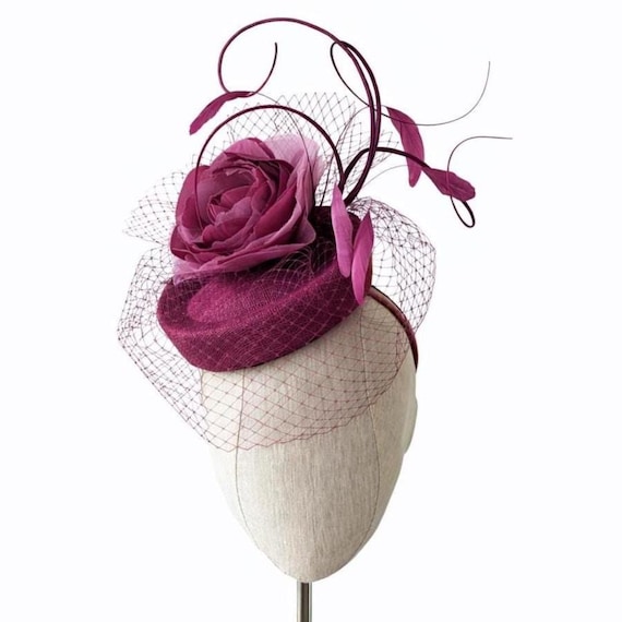 ASTER - Orchid Pillbox with flower and quillls