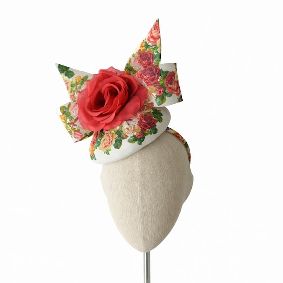 FLEUR - Red, Pink & White Roses