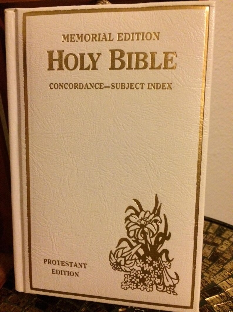 Holy Bible in Cedar wood memorial edition protestant EUC Etsy