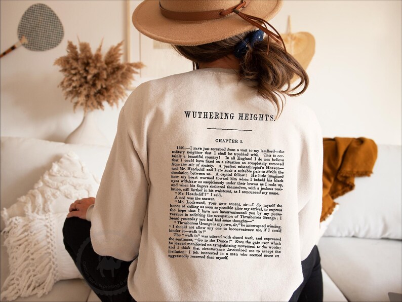 Sudadera Cumbres Borrascosas, sudadera de Emily Brontë, regalo de Emily Brontë, regalo literario, jersey de manga larga de Heathcliff imagen 2