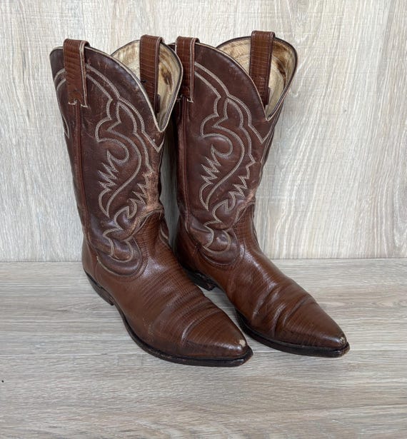 Size 8.5 Vintage Boulet Brown Faux Lizard Skin Cowboy Boots - Made in Canada