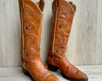 Taille 8 Bottes de cowboy vintage Acme hautes en cuir pour femmes avec incrustations