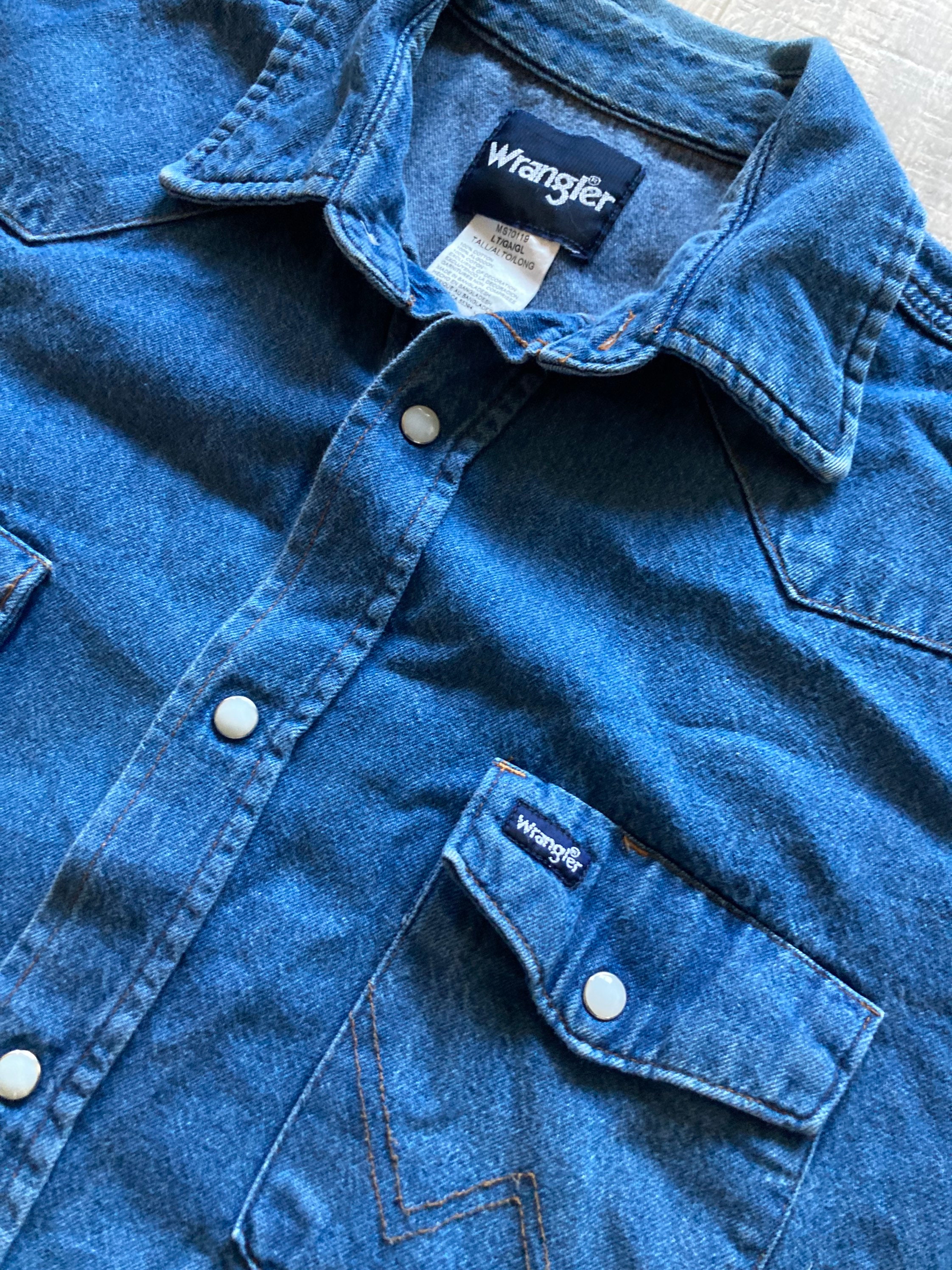 Vintage 90s Wrangler Denim Pearlsnap 