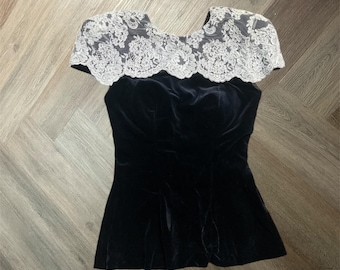 Vintage Watters & Watters Victorian Velvet Lace Peplum Top Womens Small 4 Black