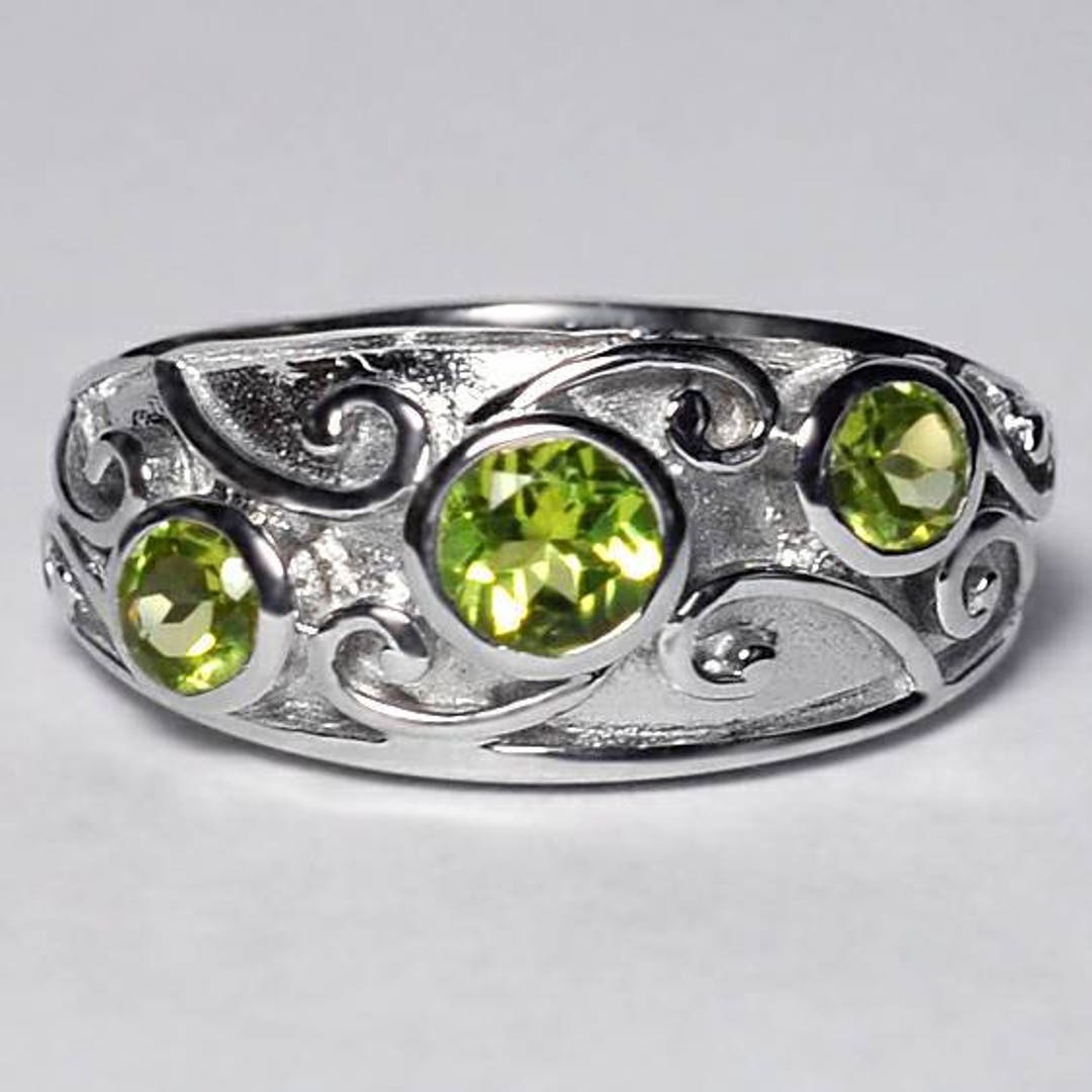 Three Stone Bezel Set Peridot Ring 925 Sterling Silver Women Etsy