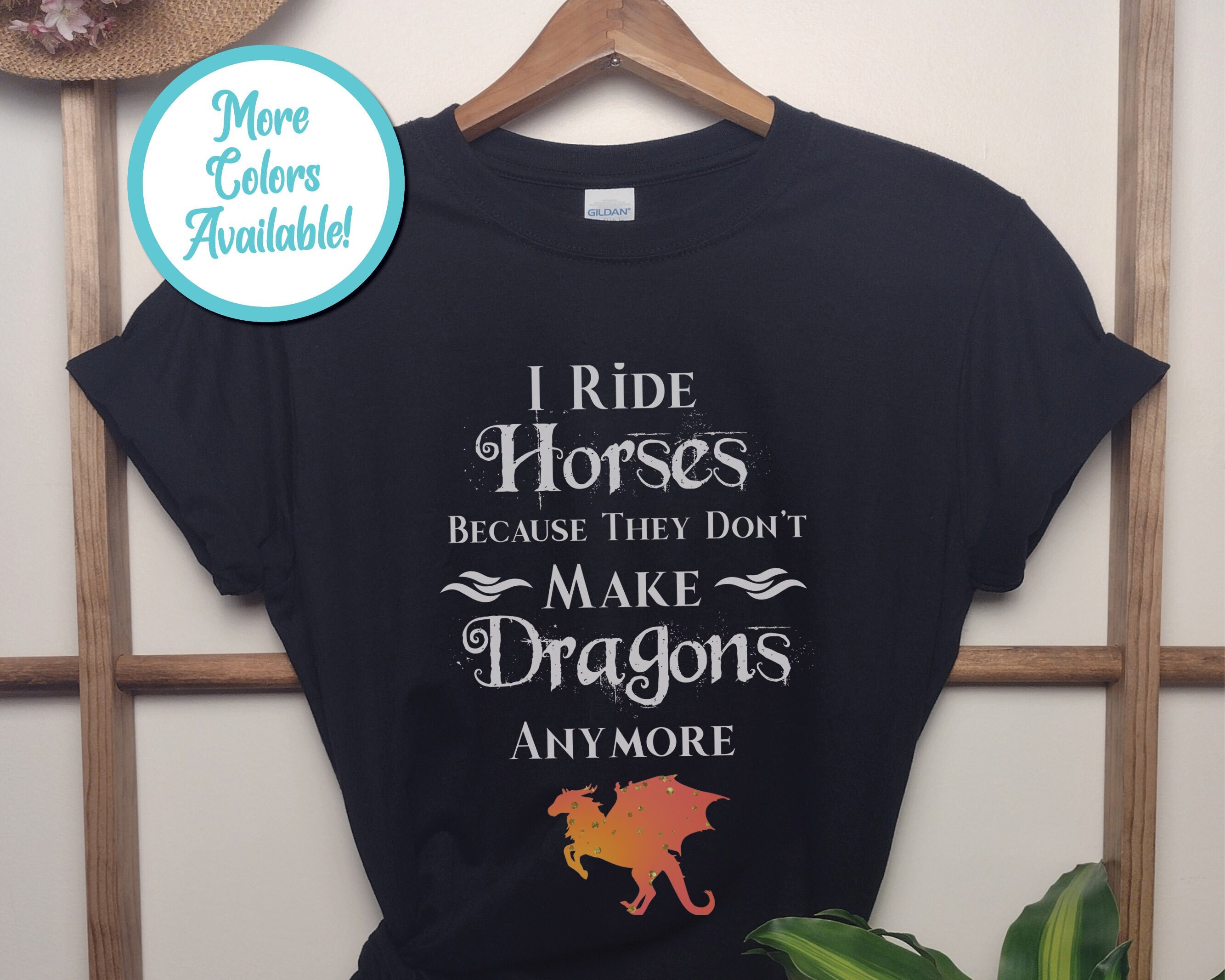 トップス labyrins Dont Cry Horse Tshirt Funny Retro Horse Racing Gift GIDDY THE F UP Premium Unisex