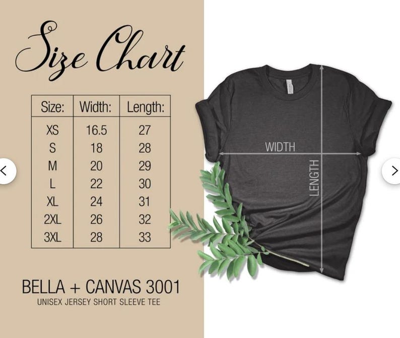 Op de afbeelding: Maattabel voor een unisex jersey t-shirt met korte mouwen, met de afmetingen in inches voor breedte en lengte voor de maten XS, S, M, L, XL, 2XL en 3XL. De tabel staat op een witte achtergrond met een grijs t-shirt dat aan de rechterkant van de afbeelding te zien is.