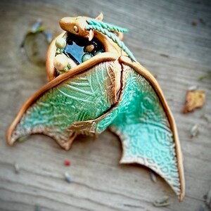 Momma dragons fairy stump portal