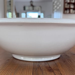 Bol antique Cockson & Seddom Ironstone, porcelaine blanche 14 po.