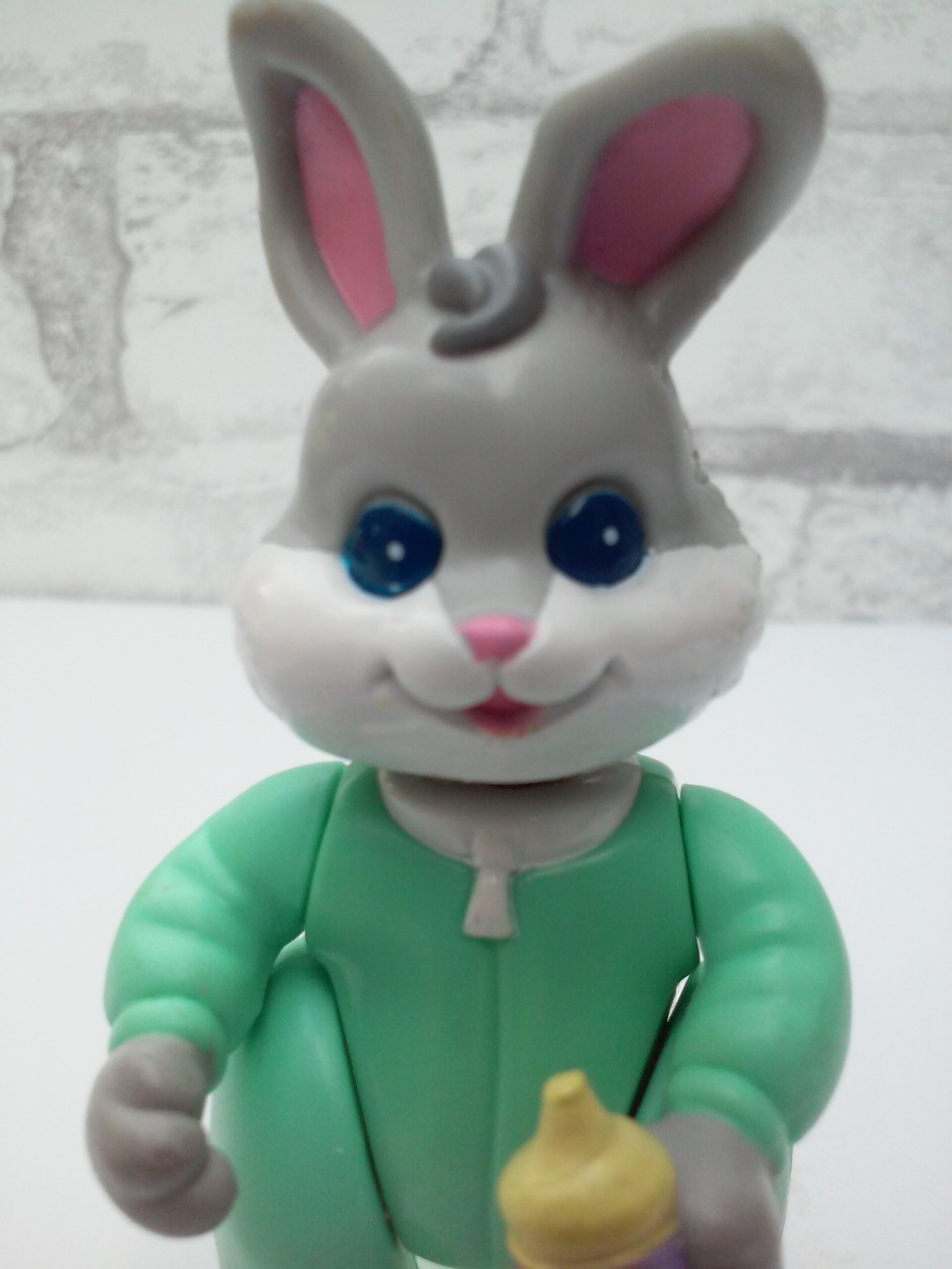 Fisher price hideaway hotsell hollow bunny treehouse