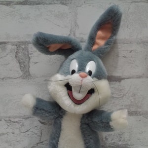 Bugs Bunny Stuffed Plush – 1993 The 24K Company - Special Effects 1990s Plushie Looney Tunes What's up, Doc? Rabbit Animated Cartoon