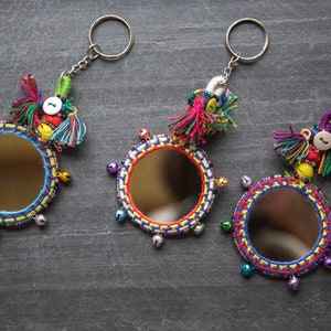 Porte clés colorés style Boho fait main