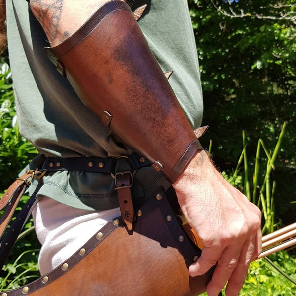 TIRO CON ARCO Brazo de Cuero BRACER/ARMGUARD "Marrón antiguo"