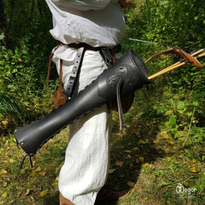 Traditional ARCHERY LEATHER QUIVER / Side Arrow Quiver / &quot;Cuman Black Hun Horses&quot;