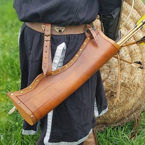 Carquois de tir à l&#39;arc en cuir : carquois de hanche riveté havane antique