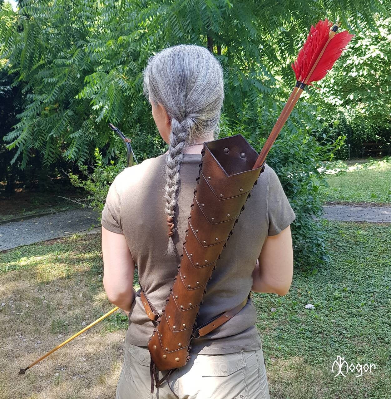 ARCHERY - Leather BACK Arrow QUIVER / Quiver for Arrows - 3 point straps &quot;Medieval Orc Fantasy-Antique brown&quot;