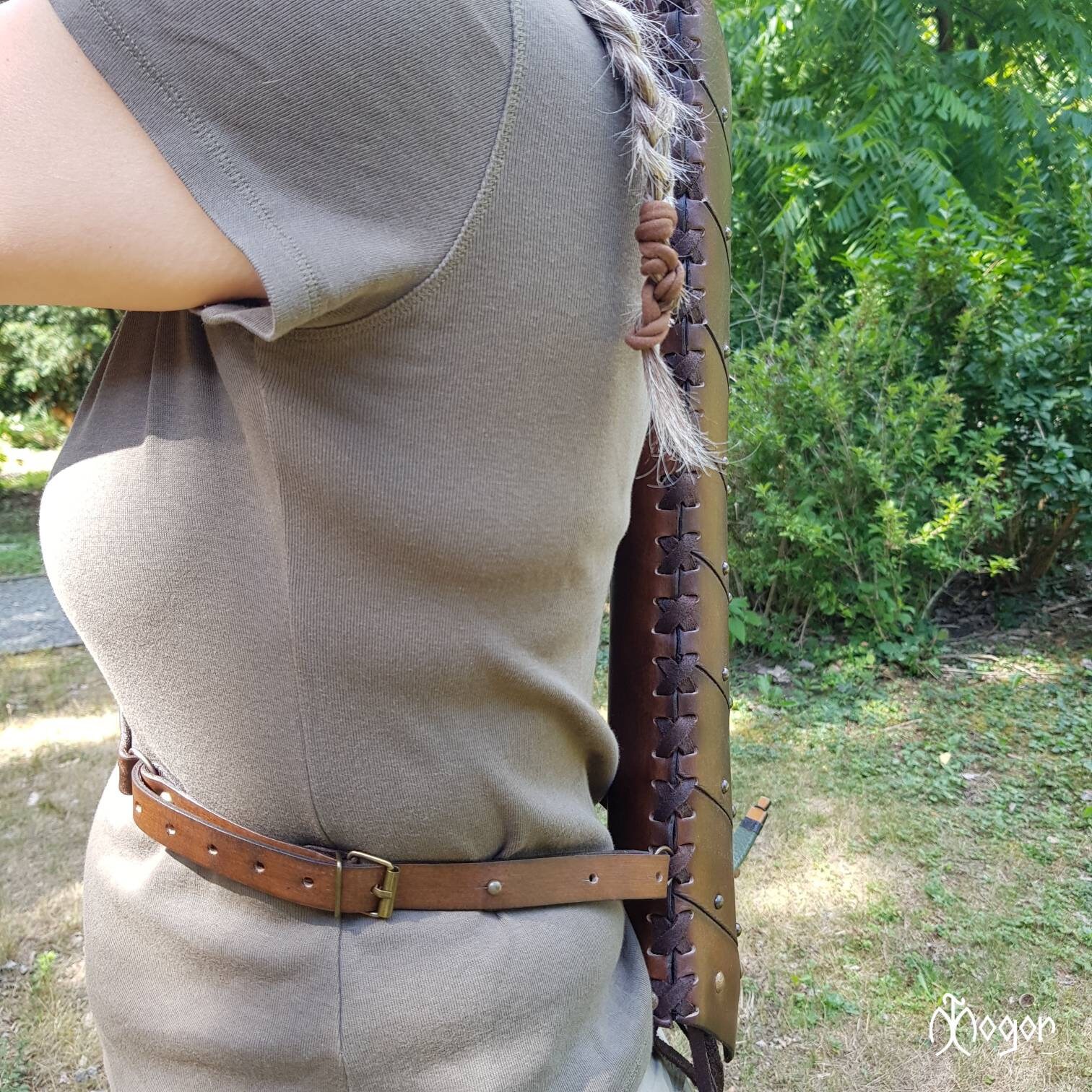 ARCHERY - Leather BACK Arrow QUIVER / Quiver for Arrows - 3 point straps &quot;Medieval Orc Fantasy-Antique brown&quot;