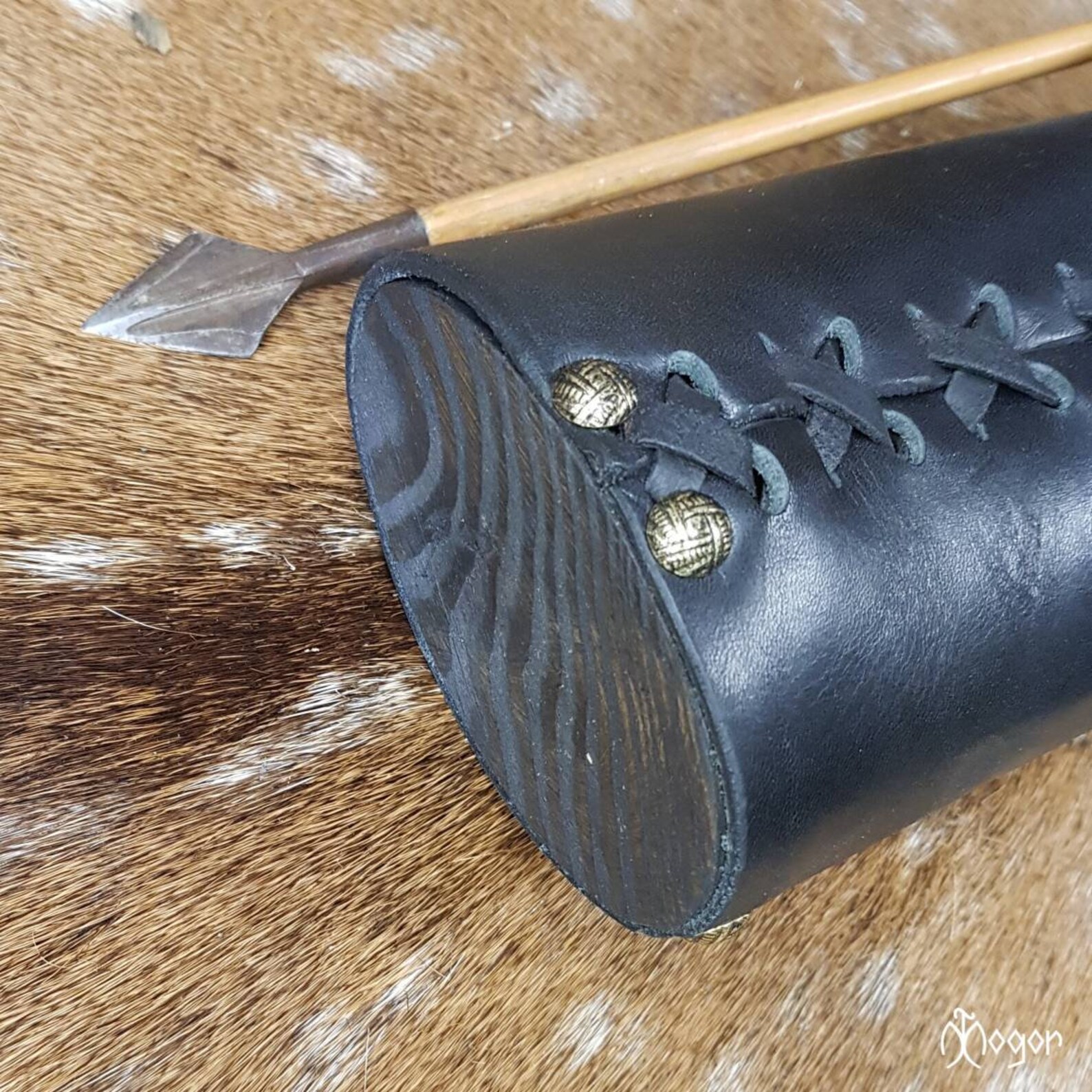 Traditional ARCHERY Side Quiver / Leather ARROW QUIVER Etsy