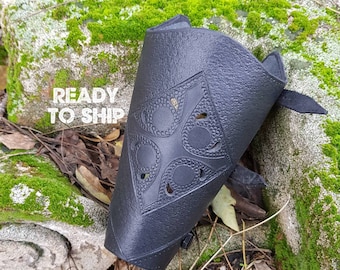 ARCHERY Leather Arm BRACER/ARMGUARD " Black Cross " with buckle