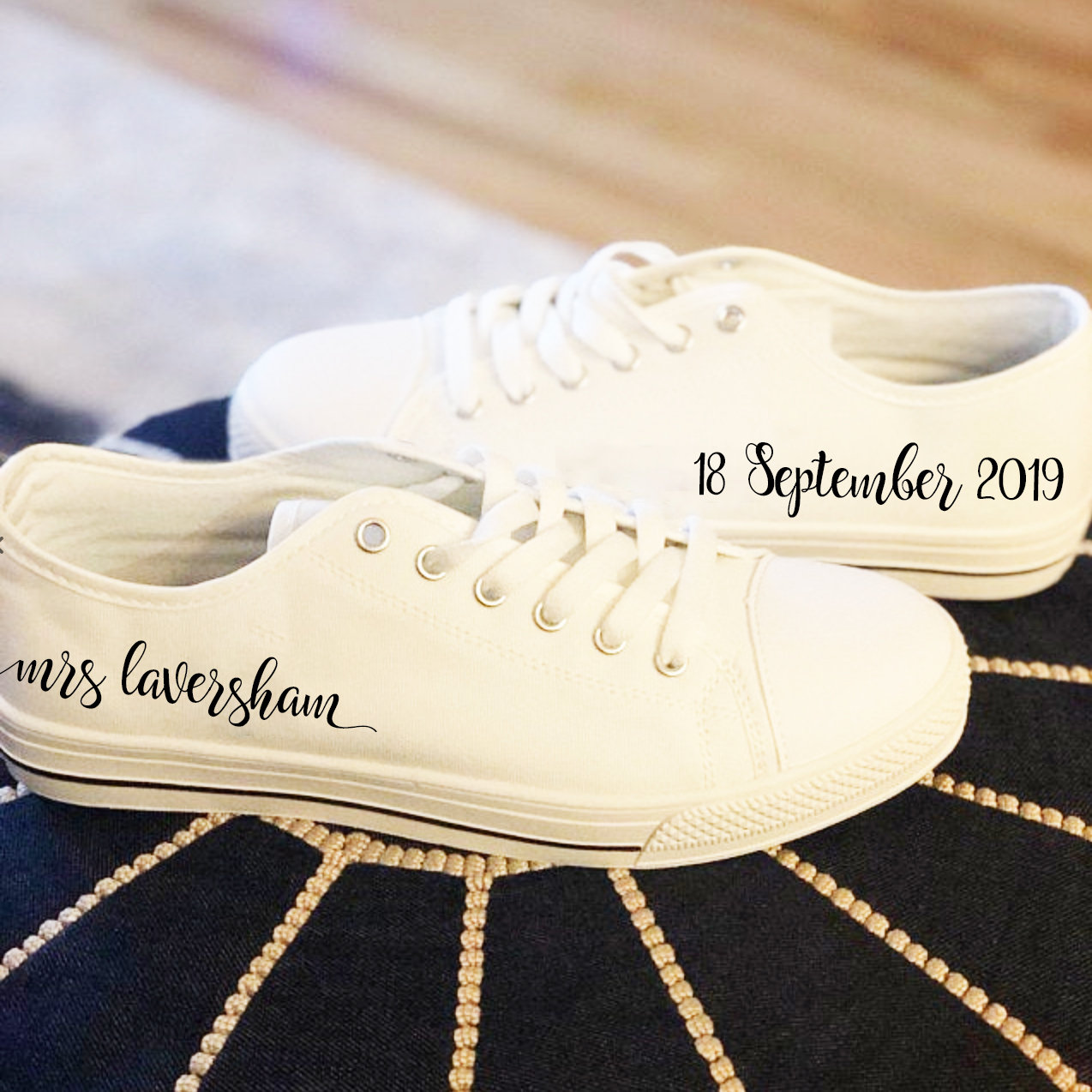 Blå Kommerciel mini Personalized Wedding Sneakers for the Bride Bridal Sneakers - Etsy