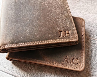 Personalised Leather Wallet for Men – Rustic Trifold with Initials – Father&#39;s Day Gift