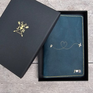 Reiscadeau gepersonaliseerde leren paspoortomslag | Valentijnsdagcadeau | Verouderd leer gepersonaliseerd | Valentijnsdagcadeau reishouder