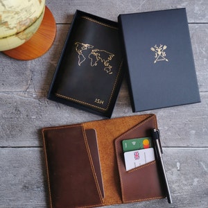 Cartera de cuero personalizada con mapa del mundo para pasaporte / Funda de cuero desgastada personalizada con estampado dorado / Funda para pasaporte / Funda para viaje