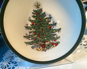 Cuthbertson American Original Christmas Tree 6” Saucer Plate White w/ Green Trim
