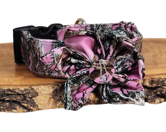 Collar de camuflaje para perro: Collar para mascotas hecho a mano en rosa o marrón con lazo opcional.