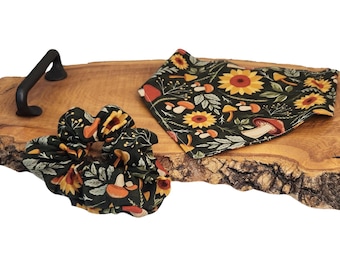 Pañuelo para perro con estampado de setas y girasoles: Bufanda reversible de algodón (accesorio de otoño para mascotas)
