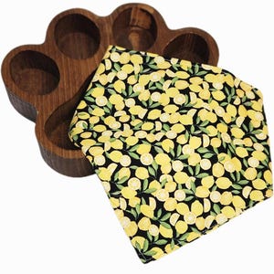 Citroen hondenbandana: citruskatoenen huisdiersjaal, over de kraag of met drukknoop, 2 patronen: over de kraag of met drukknoop, optioneel bijpassende haarscrunchie