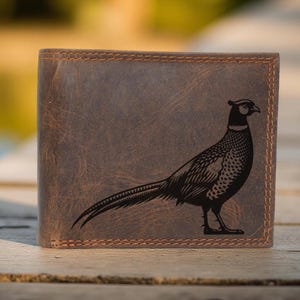 Fasan Jagd Bifold Echtleder Brieftasche für Männer. Personalisiertes Jagd-Vatertagsgeschenk für Vati. Fasan Jagd Portemonnaie für Papa.