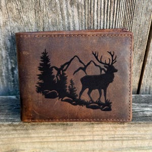 Regalo personalizado de caza de alces para el Día del Padre. Cartera de cuero genuino para el padre. Cartera de cuero marrón de caza de alces para papá, esposo o hijo